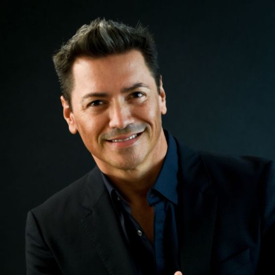 Artista: Gustavo Lara