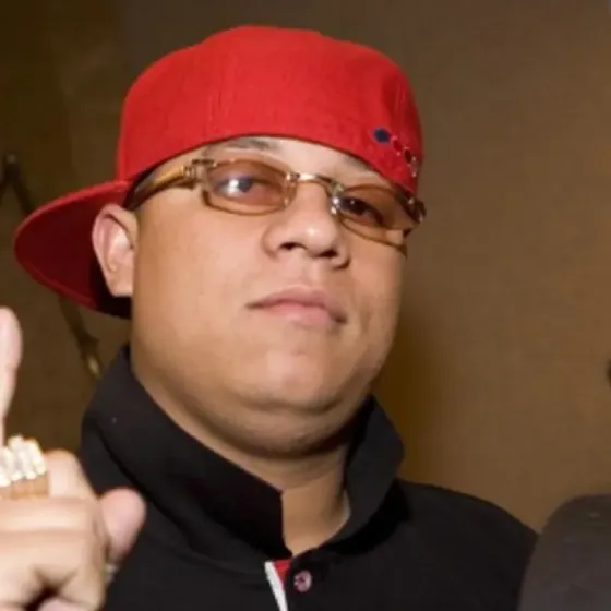 Artista: Hector el Father