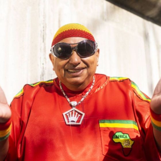 Artista: King Africa