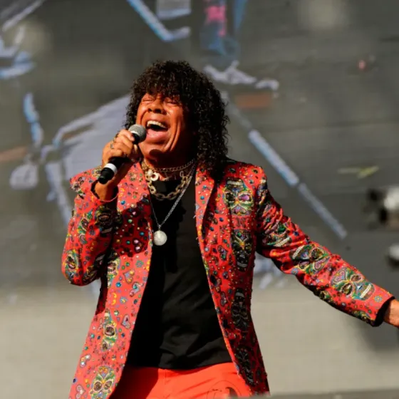 Artista: La Mona Jimenez