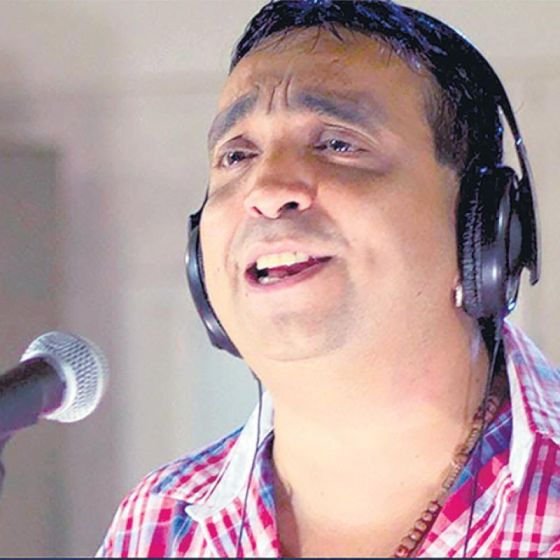 Artist: La Nueva Luna