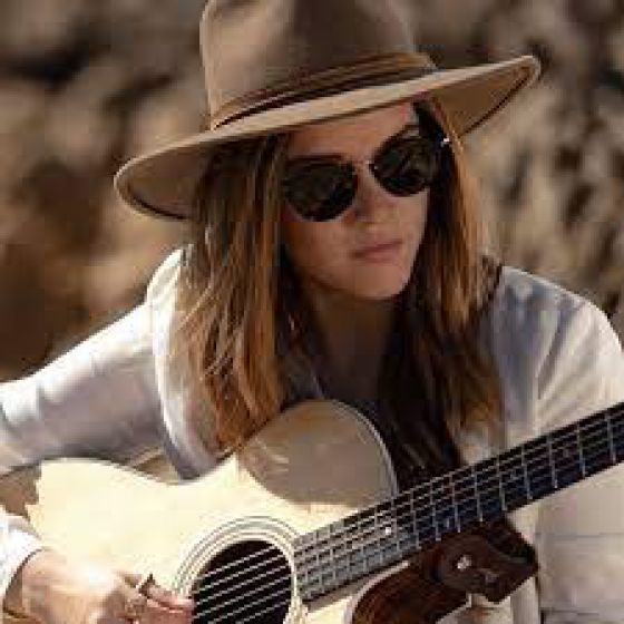 Artista: Griss Romero