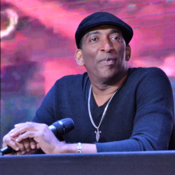 Artist: Chichi Peralta