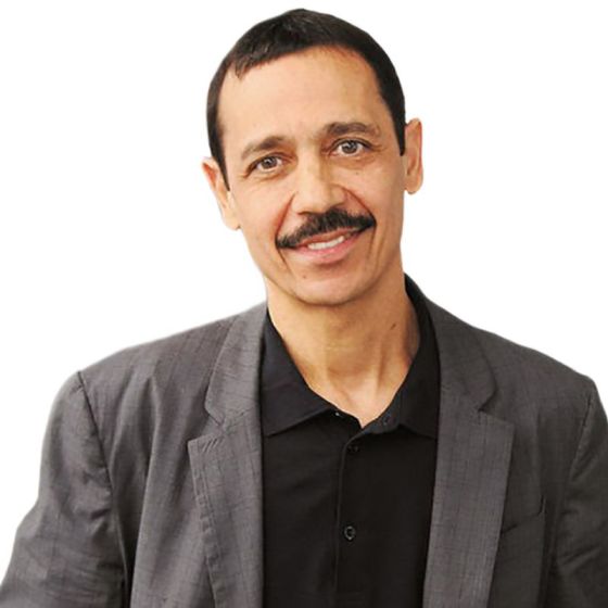 Artist: Eddie Santiago